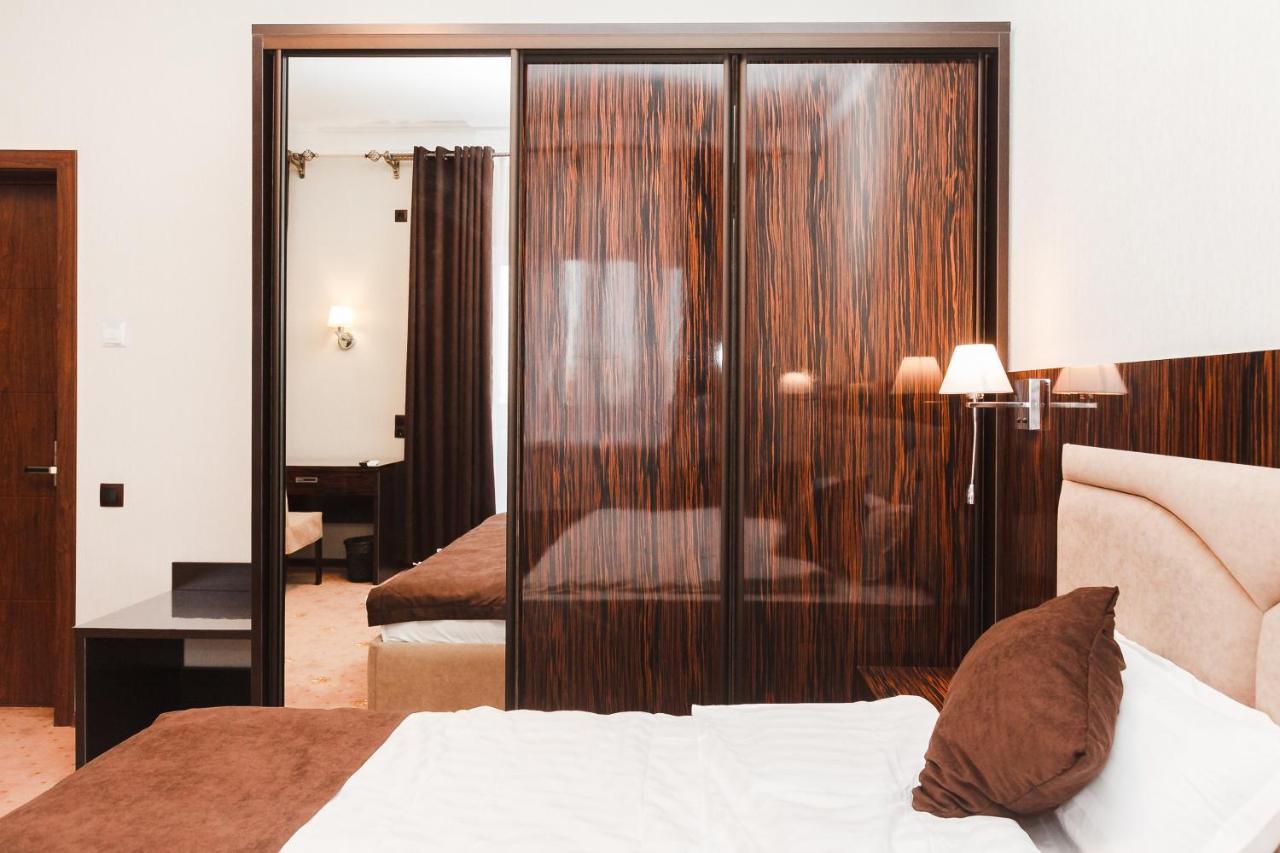 Beluga Hotel Atyrau Ngoại thất bức ảnh